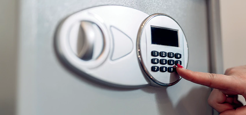 Jewelry Safe Cracking in Manteca, California