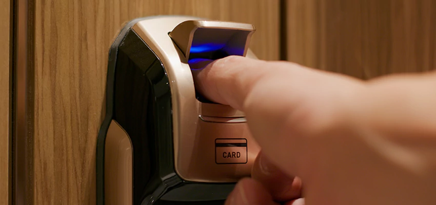 Locksmith Company For Window Lock Installation in Manteca, California